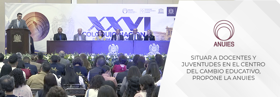 SITUAR A DOCENTES Y JUVENTUDES EN EL CENTRO 